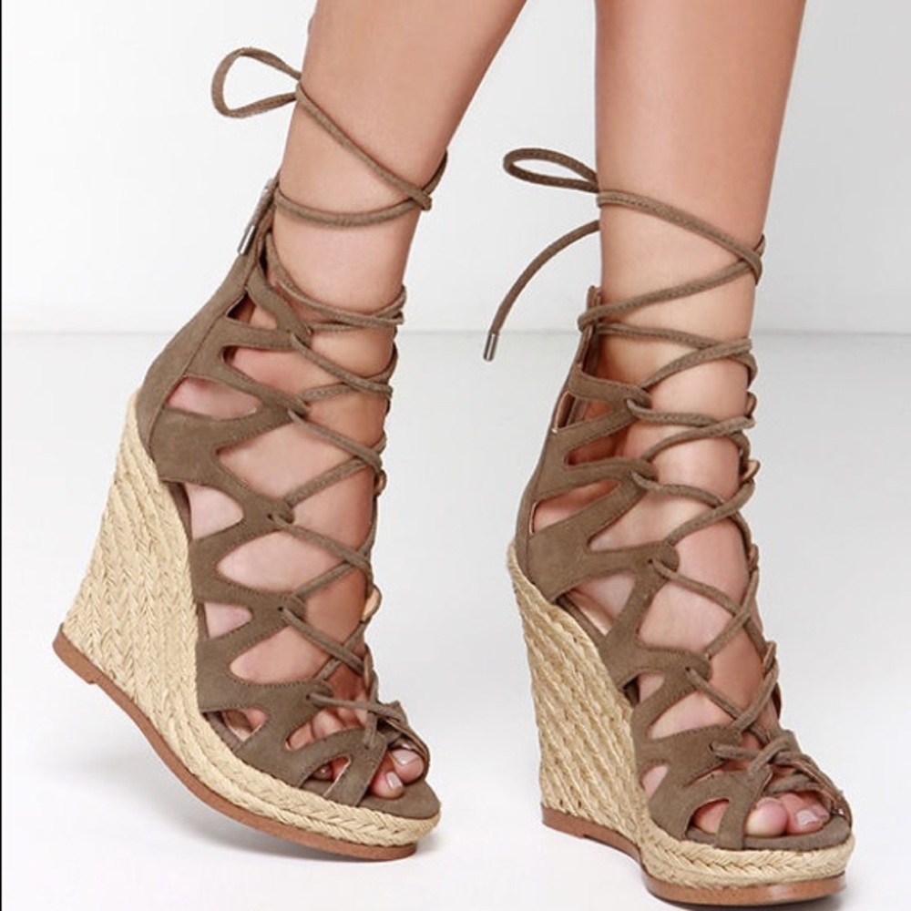 Steve Madden Theea Lace Up Wedge